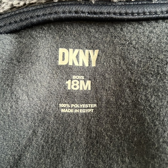 NWT DKNY Baby Boy hoodie size 18 Months - Picture 5 of 7